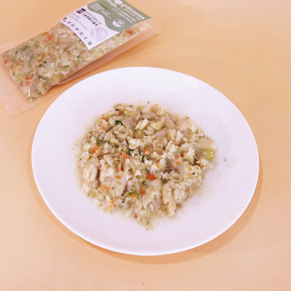 Coconilla 肉醬拌 海菜鮮魚