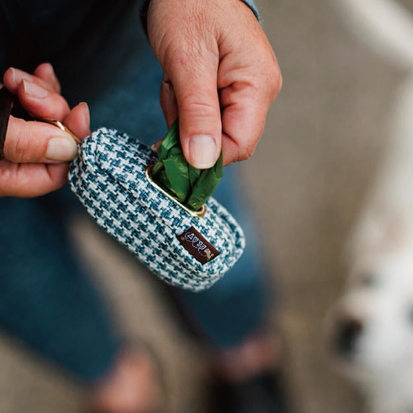 P.L.A.Y. 專屬時尚撿便包