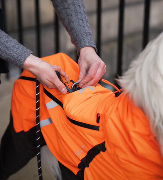 Non-stop FJORD 彈性機能四腳雨衣